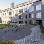 Cohost I New Basteja Life Apartments W-Garage Prkg & Self Check-In